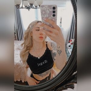 Meet your Posher, Kat